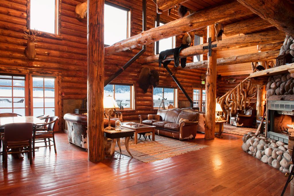 Villa Bar N Ranch à West Yellowstone Extérieur photo